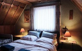 Guesthouse With 3 Apartments, Just Outside Berlin, Near To Tesla